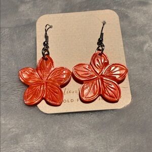 Hawaiian plumeria drip earrings